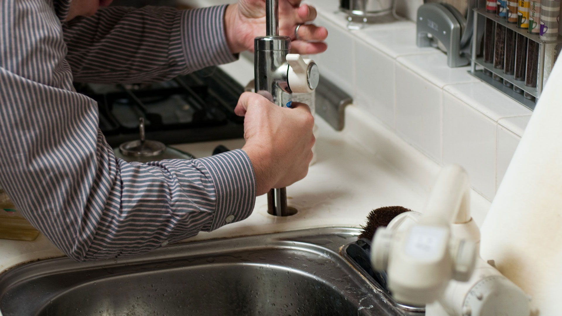 Crows Maintenance & Property Services specialise in: Plumbing services & Boiler Installation, Locksmithing, Painting & decorating, General property repairs and maintenance, Handyman services